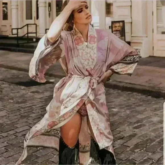 NEW VINTAGE BOHEMIAN ROBE KIMONO - Picture 5 of 11